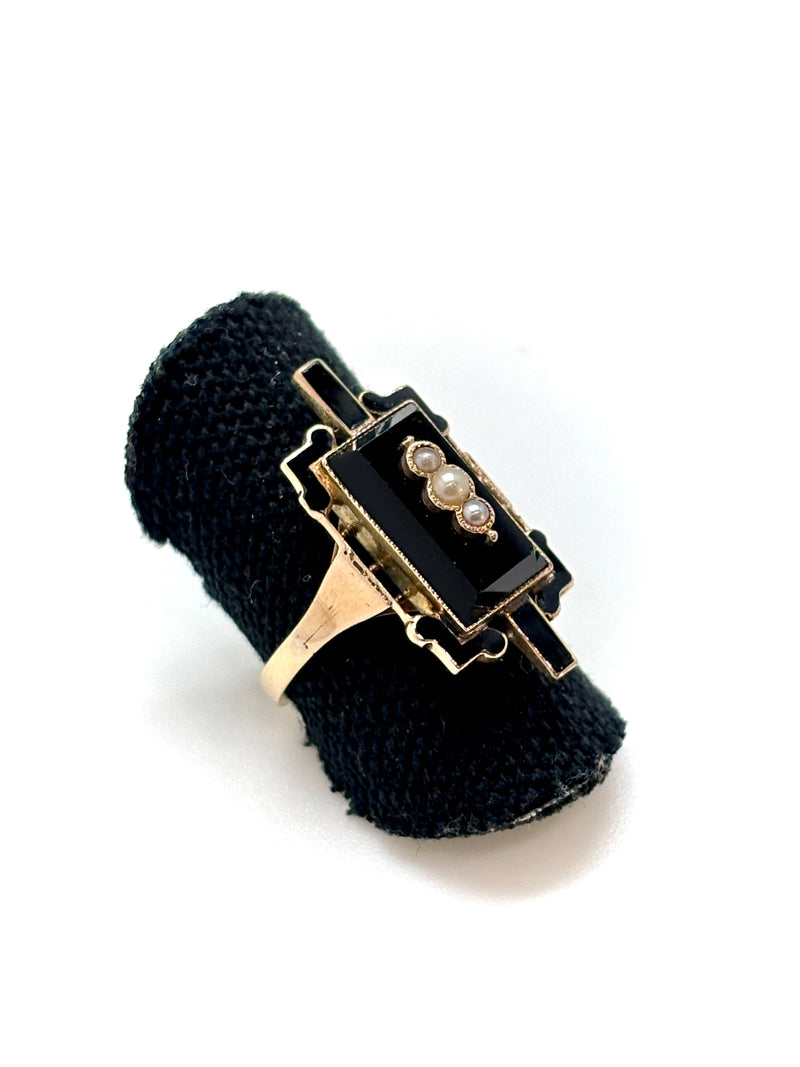 BAGUE ANCIENNE ONYX ET PERLES FINES