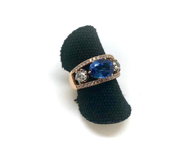 BAGUE DE CREATION SAPHIR